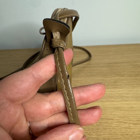 YSL Crossbody Bag - Picture 4 of 11